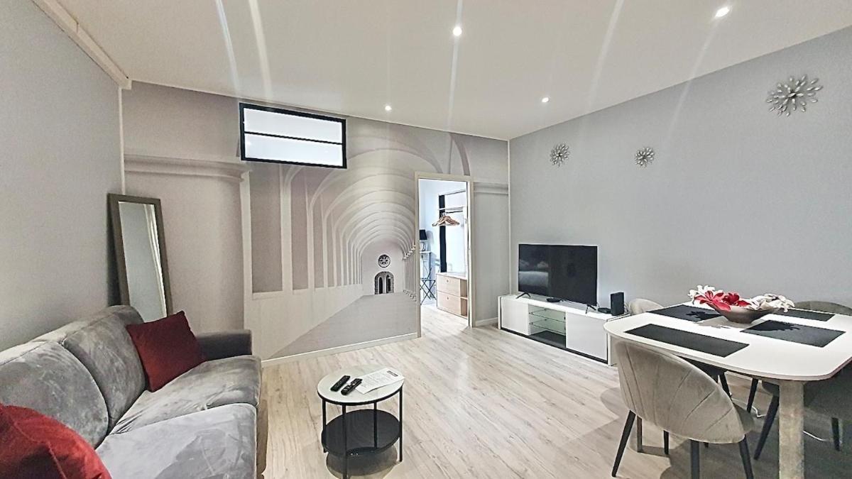 1-bedroom - 15m Appartement